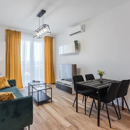 Apartment Lubelska 17th Heaven By Bookinghost *